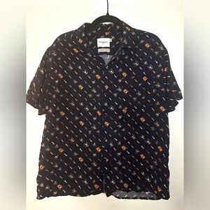 Goodfellow & Co Navy Printed Short Sleeve Button Down (L)